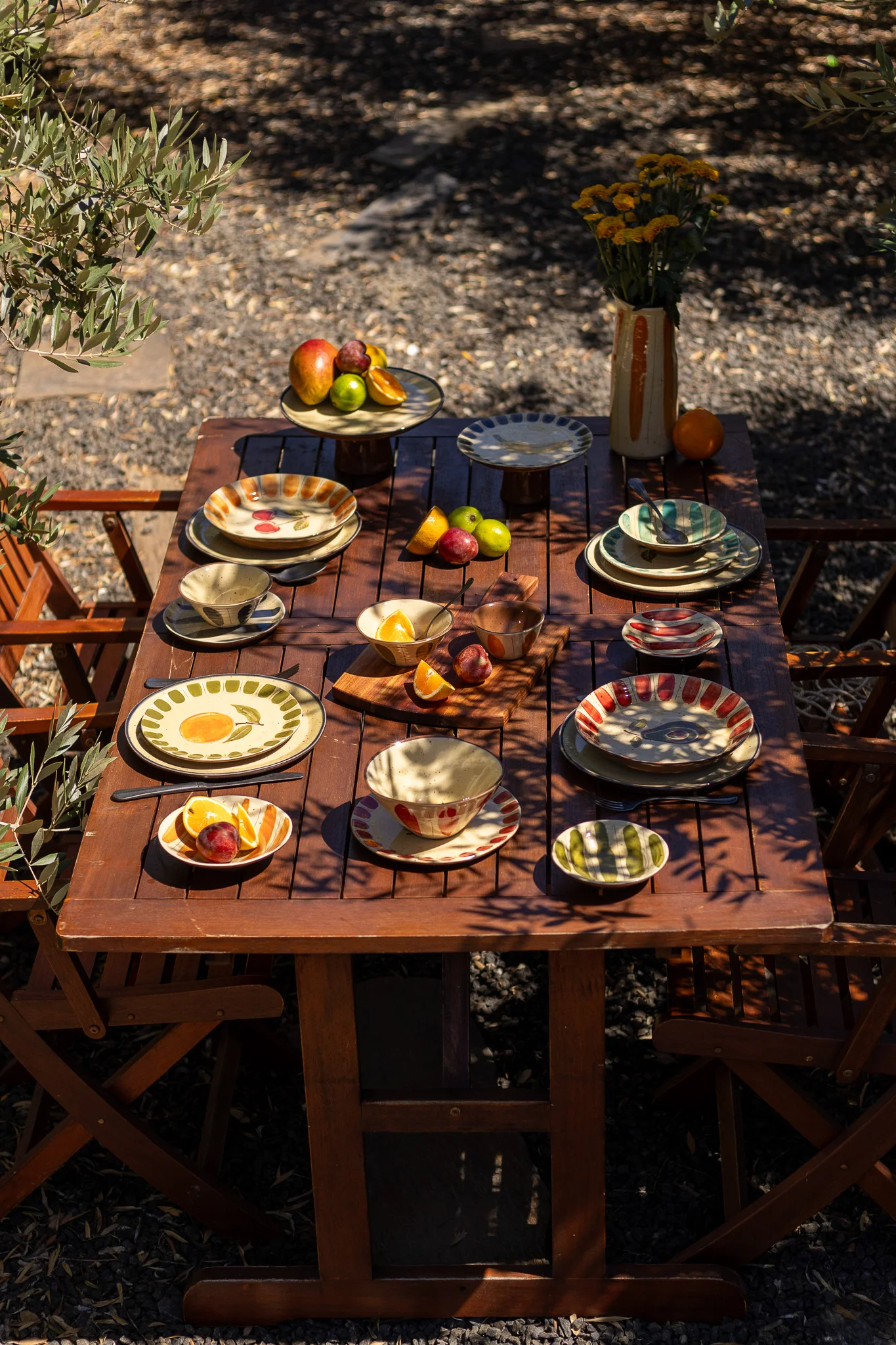 Inspired by the Portuguese countryside, filled with colour and fresh fruit.
